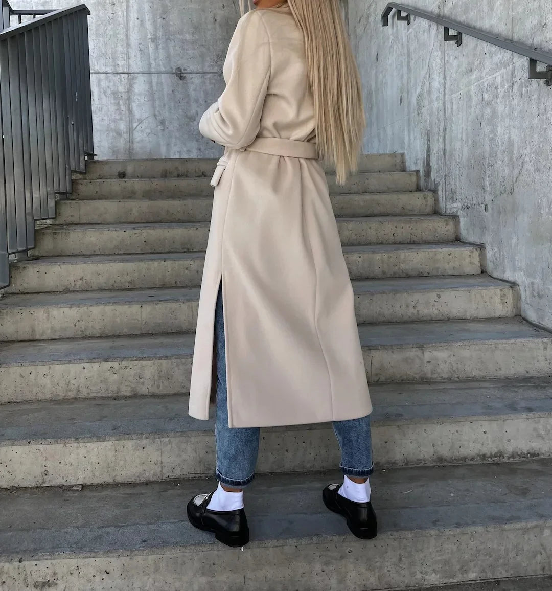 NATALIA | Klasyczny Płaszcz Trench z Kokardą