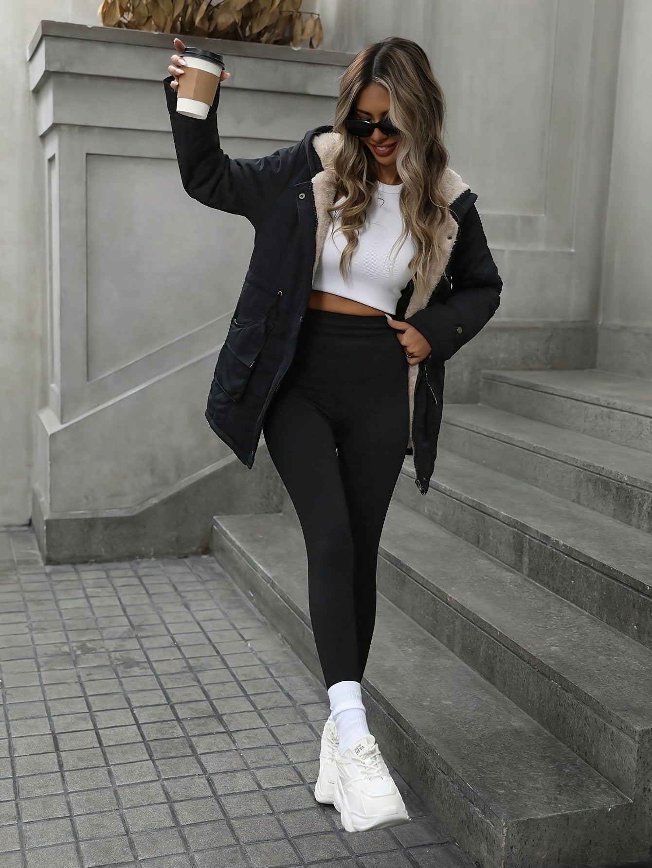 LEONIE | Przytulna Parka